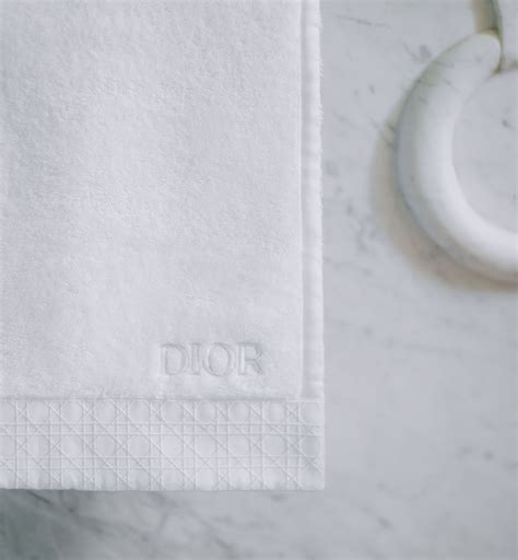 Bath Towel White Woven Cannage Band 